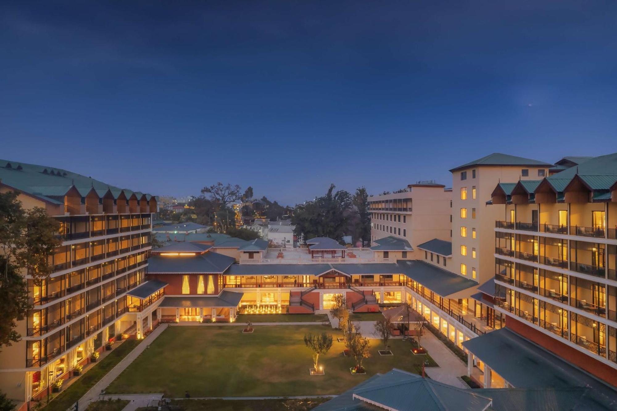 Radisson Collection Hotel & Spa, Riverfront Srinagar Ngoại thất bức ảnh